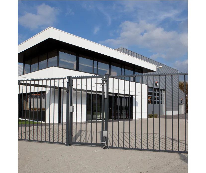 Locinox PB-1 POWERBOX Behuizing op looppoort met poortsluiter