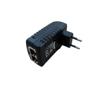 Fasttel 230V stopcontact PoE adapter